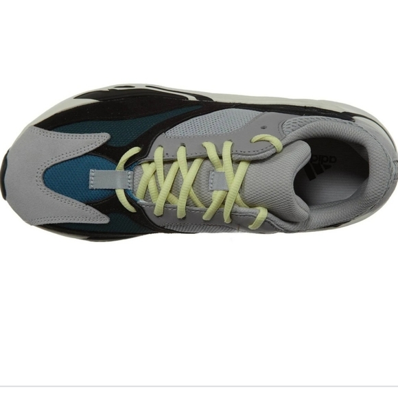 Yezzy 700 size 11.5 brand new never worn - Picture 5 of 5